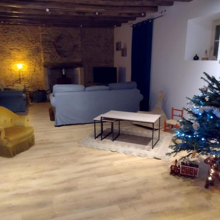 Chez Renou Et Prosperou Maison Typique Du Sarladait Saint-Genies Luaran gambar