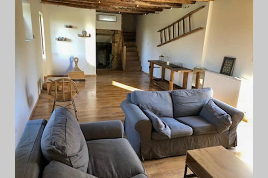 Chez Renou Et Prosperou Maison Typique Du Sarladait Saint-Genies Luaran gambar