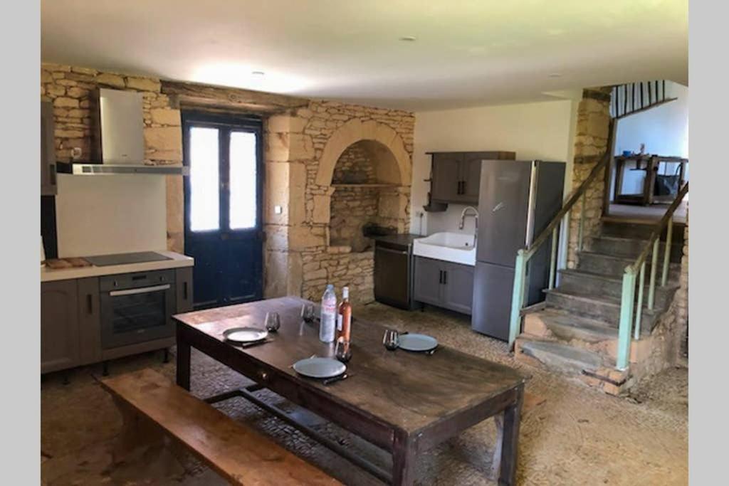 Chez Renou Et Prosperou Maison Typique Du Sarladait Saint-Genies Luaran gambar